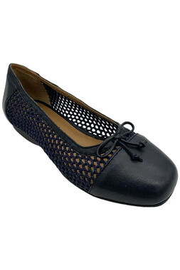 ARRAY Women's Lillian Flat Navy - Medium